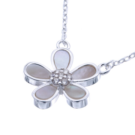 Conjunto de cadena de plata y dije con nácar y circonias, TRÉBOL. Conjunto de cadena de plata y dije con nácar y circonias, TRÉBOL.