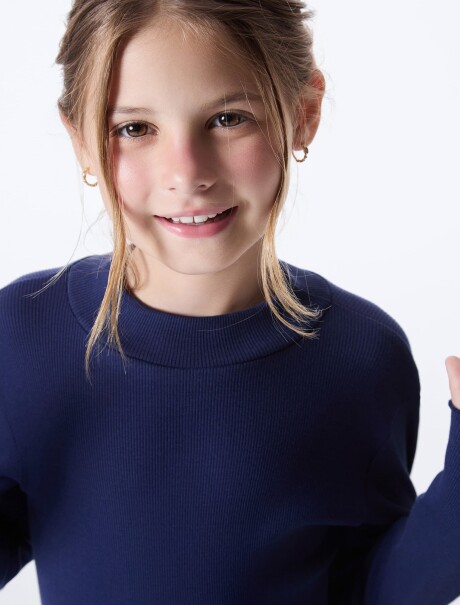 POLERA INFANTIL EN TELA ACANALADA AZUL