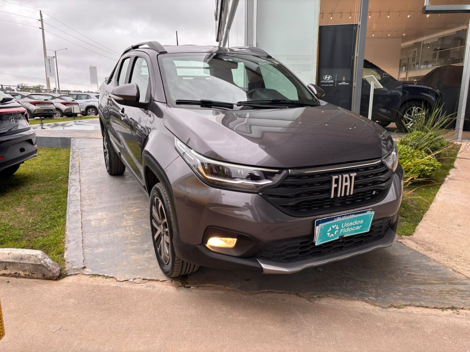 Fiat Strada Volcano - 2022 