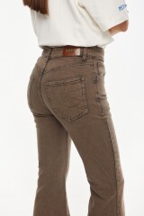 Jean New Paz Marron