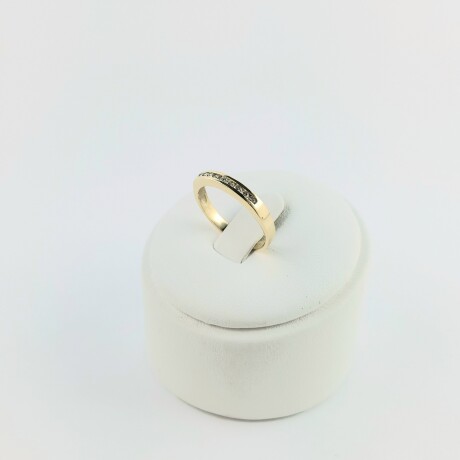 Anillo de oro 18 ktes, MEDIO SIN FIN. Anillo de oro 18 ktes, MEDIO SIN FIN.