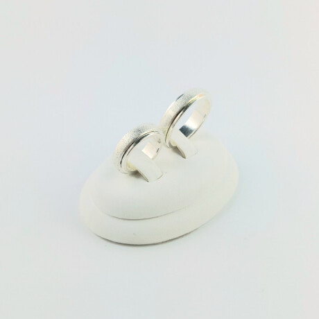 Alianzas Korriur en Plata 925 Ancho 5.78 mm y 5.96 mm