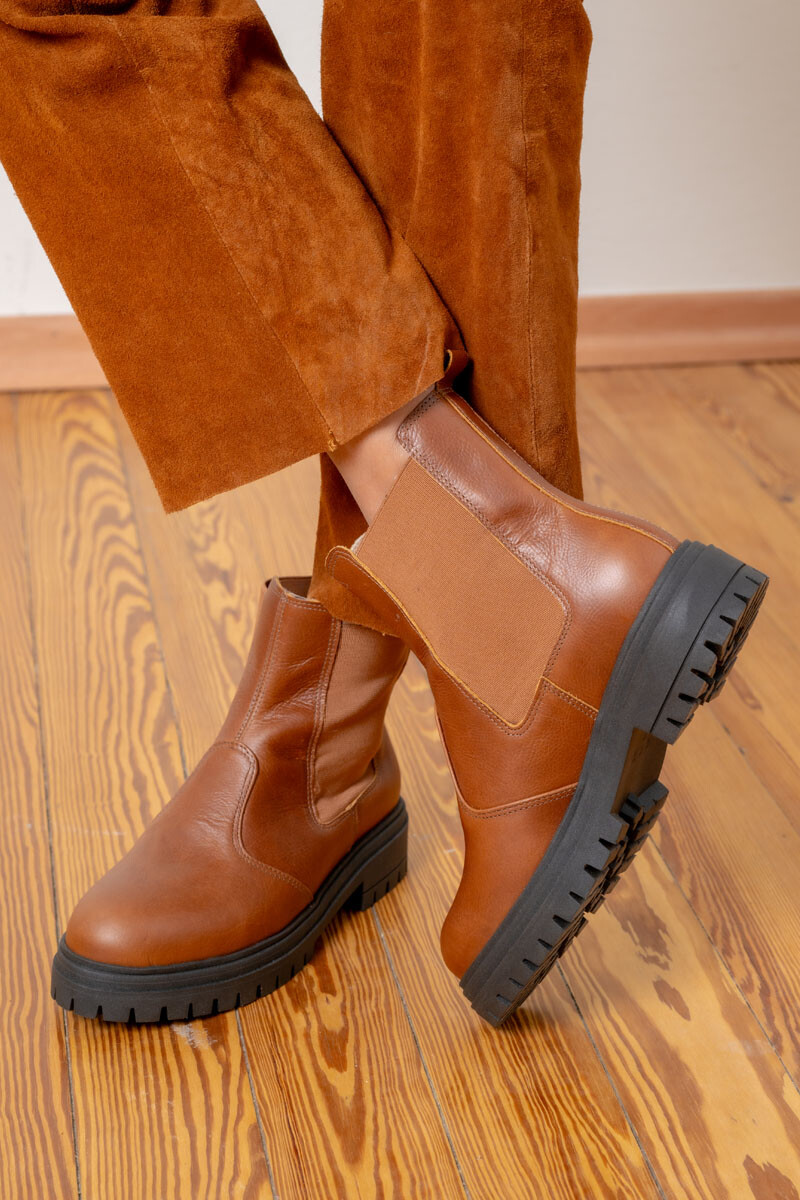 Bota terra Suela