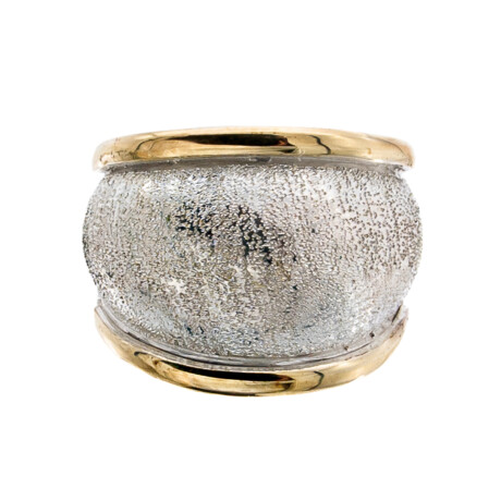 Anillo de plata 925 y double en oro 18 ktes. Anillo de plata 925 y double en oro 18 ktes.