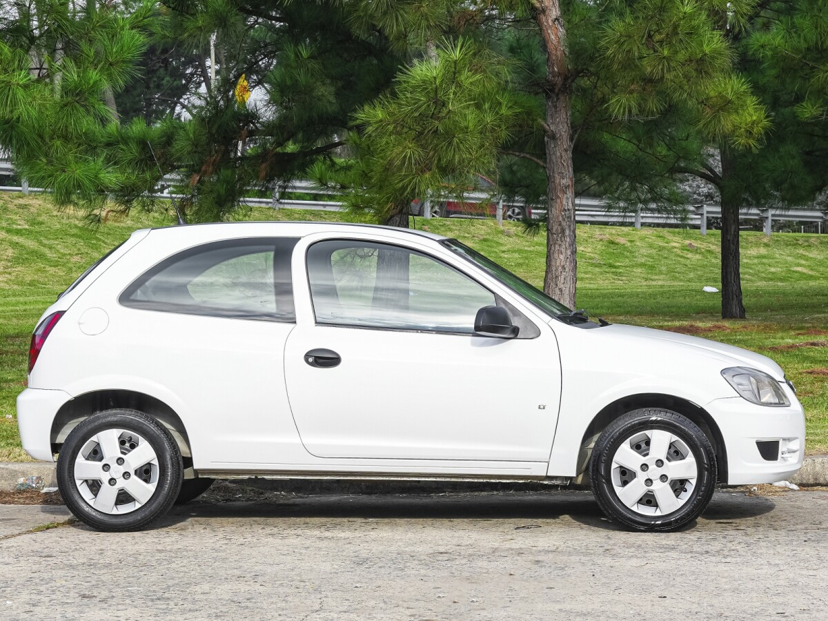 Chevrolet Celta LT EXCELENTE ESTADO! | Permuta / Financia Chevrolet Celta LT EXCELENTE ESTADO! | Permuta / Financia