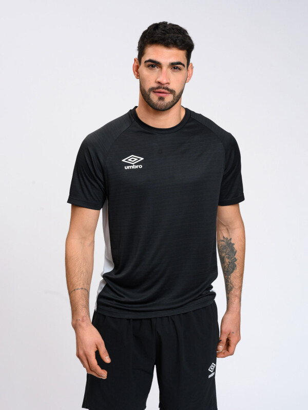 REMERA TRINY HOMBRE Umbro Hombre 025
