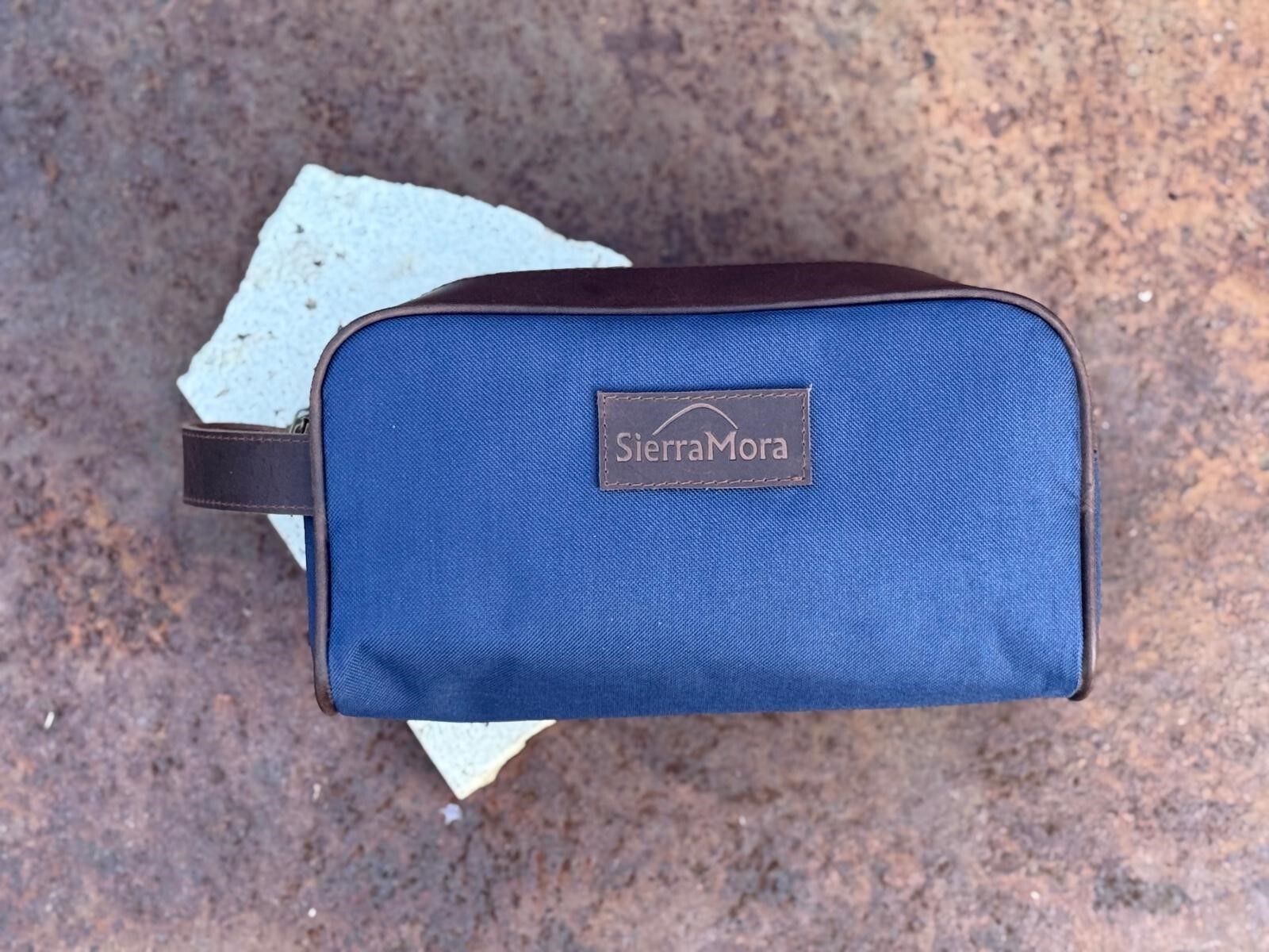 Necessaire Sport - Chocolate / Azul 