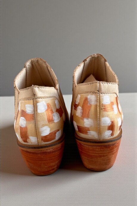Bota Alexa Natu Con Dorado Y Arte Bota Alexa Natu Con Dorado Y Arte