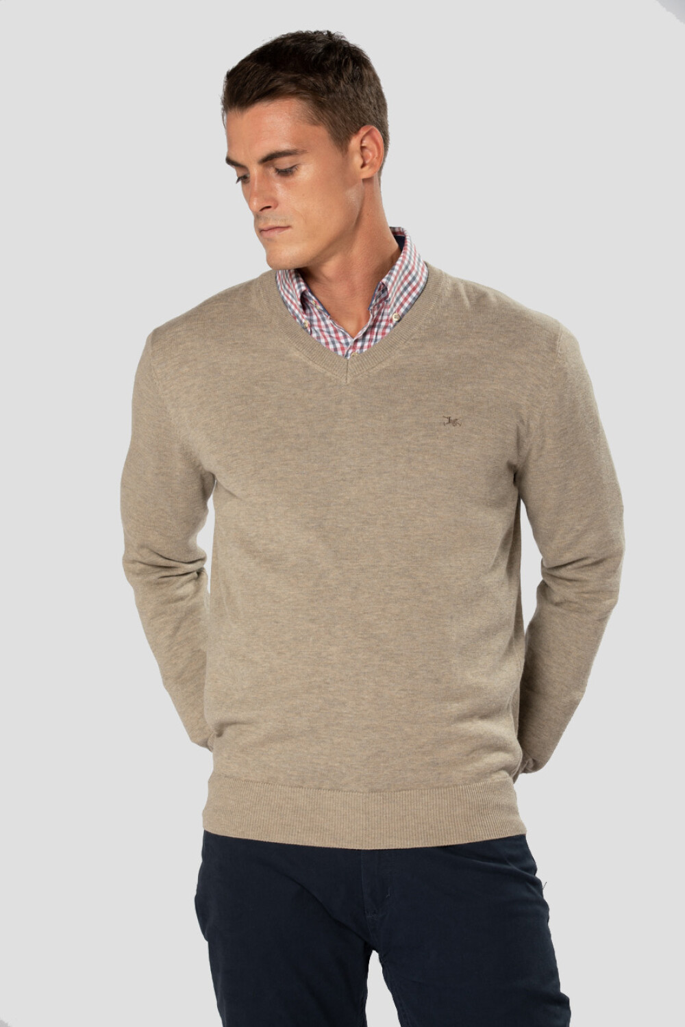 BUZO TEJIDO CUELLO EN V Beige