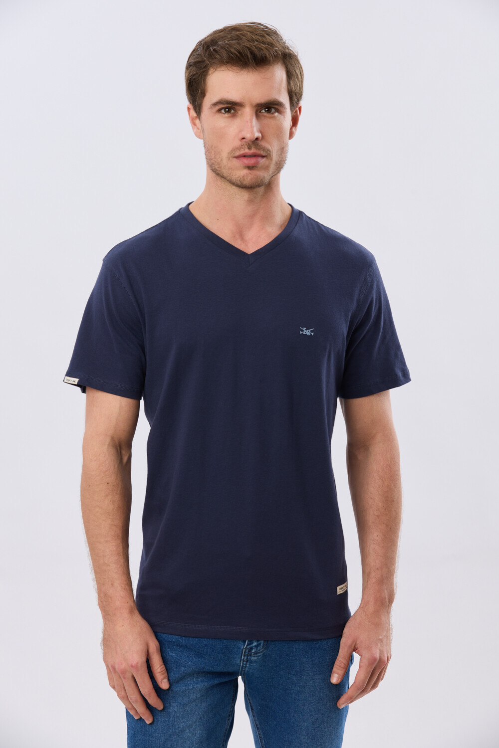 REMERA BÁSICA V DE ALGODÓN Azul
