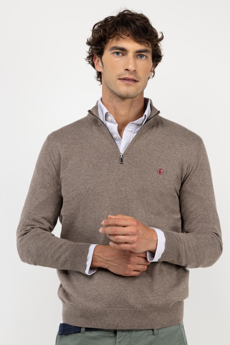 Sweater Medio Cierre Topo