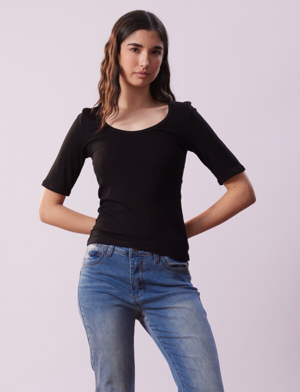 Remera Basica Ribs NEGRO
