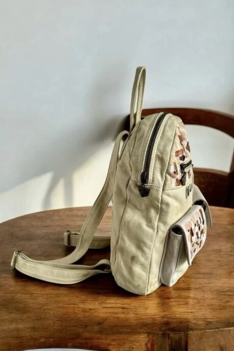 Mochila Jimena Natu Con Arte Nude Pintada A Mano Mochila Jimena Natu Con Arte Nude Pintada A Mano