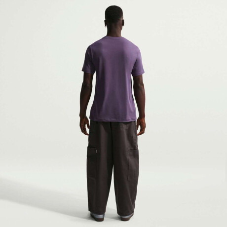Remera Nike Std Cafe Swoosh Mug De Hombre Morado