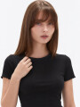 Remera Mossa Negro