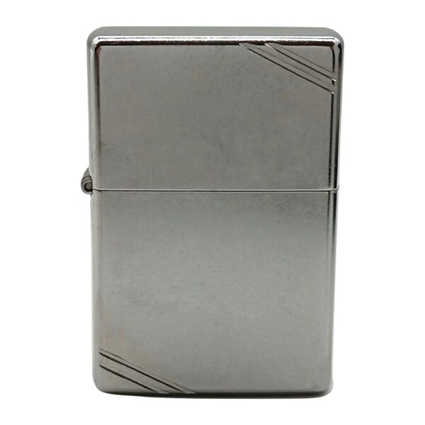 Encendedor ZIPPO 267 Vintage Street Chrome - ZP26737 plateadouniforme