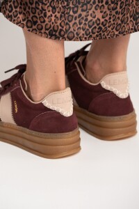 Zapatilla Combinada Bordo