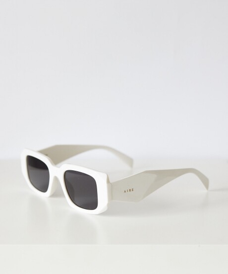 LYON SUNNIES WHITE