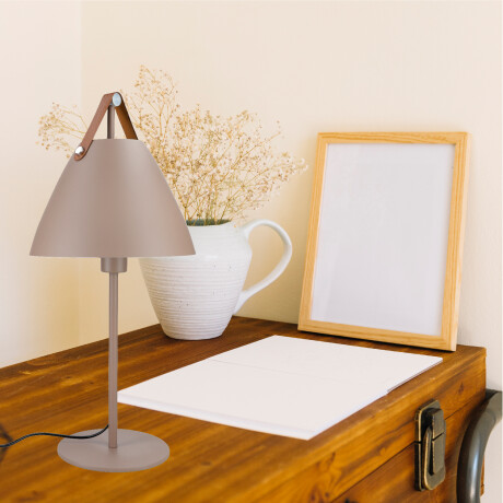 ARTEFACTO DECORATIVO DE MESA TEE PEE Luminaria de Mesa Tee Pee Beige