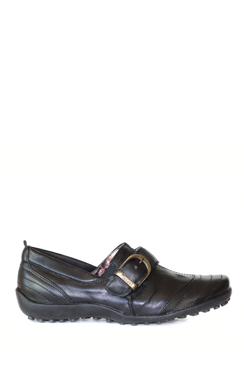 Zapato Bajo Clásico con Hebilla Cuero - Negro 