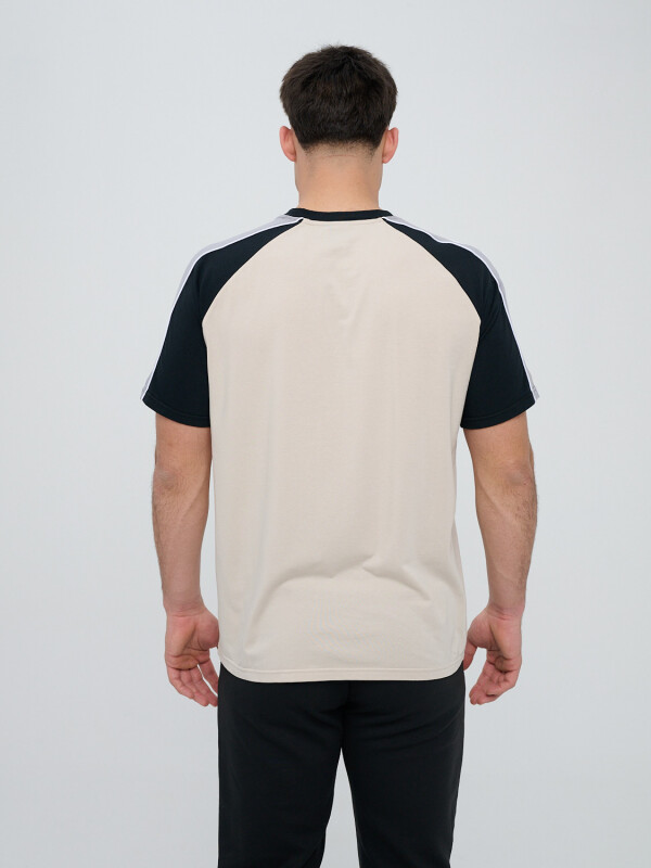 REMERA BORN Umbro Hombre 0b2
