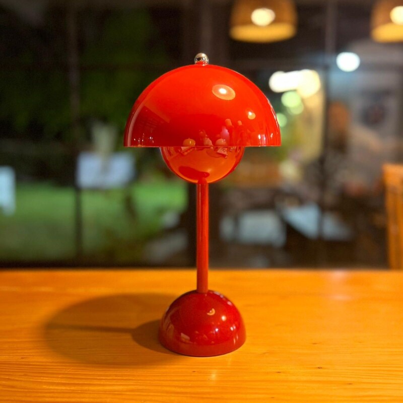 Lámpara de mesa táctil recargable Roja