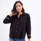 Camisa con vivos negro