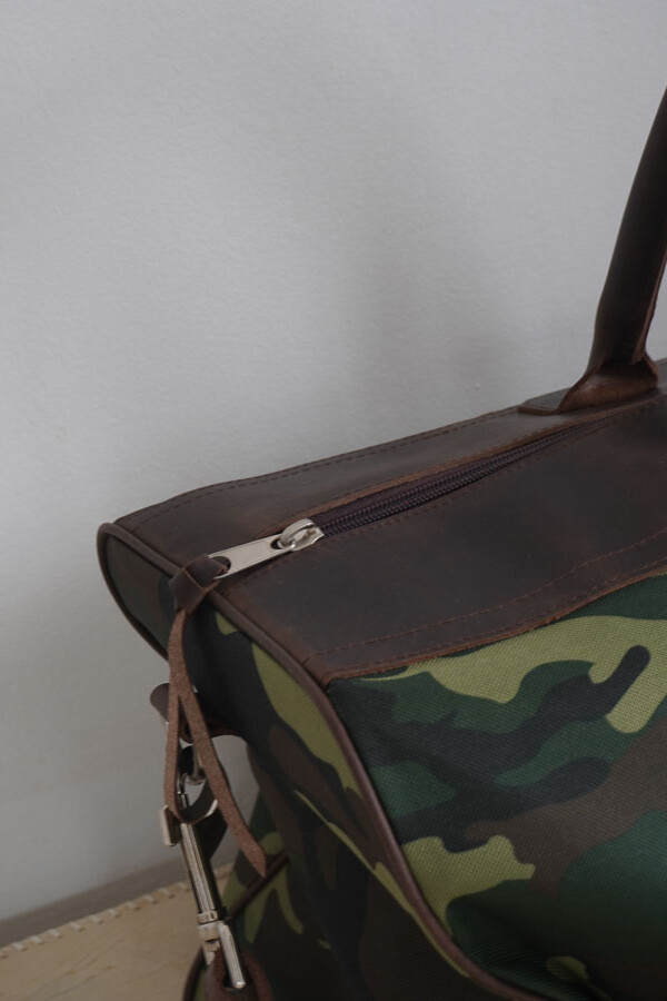 Bolso Sport XL Chocolate / Camuflado