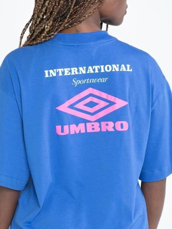 REMERA HEAT WAVES Umbro Hombre 006