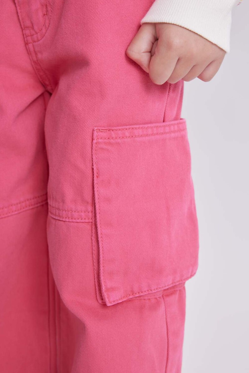 Pantalón de jean cargo Fucsia