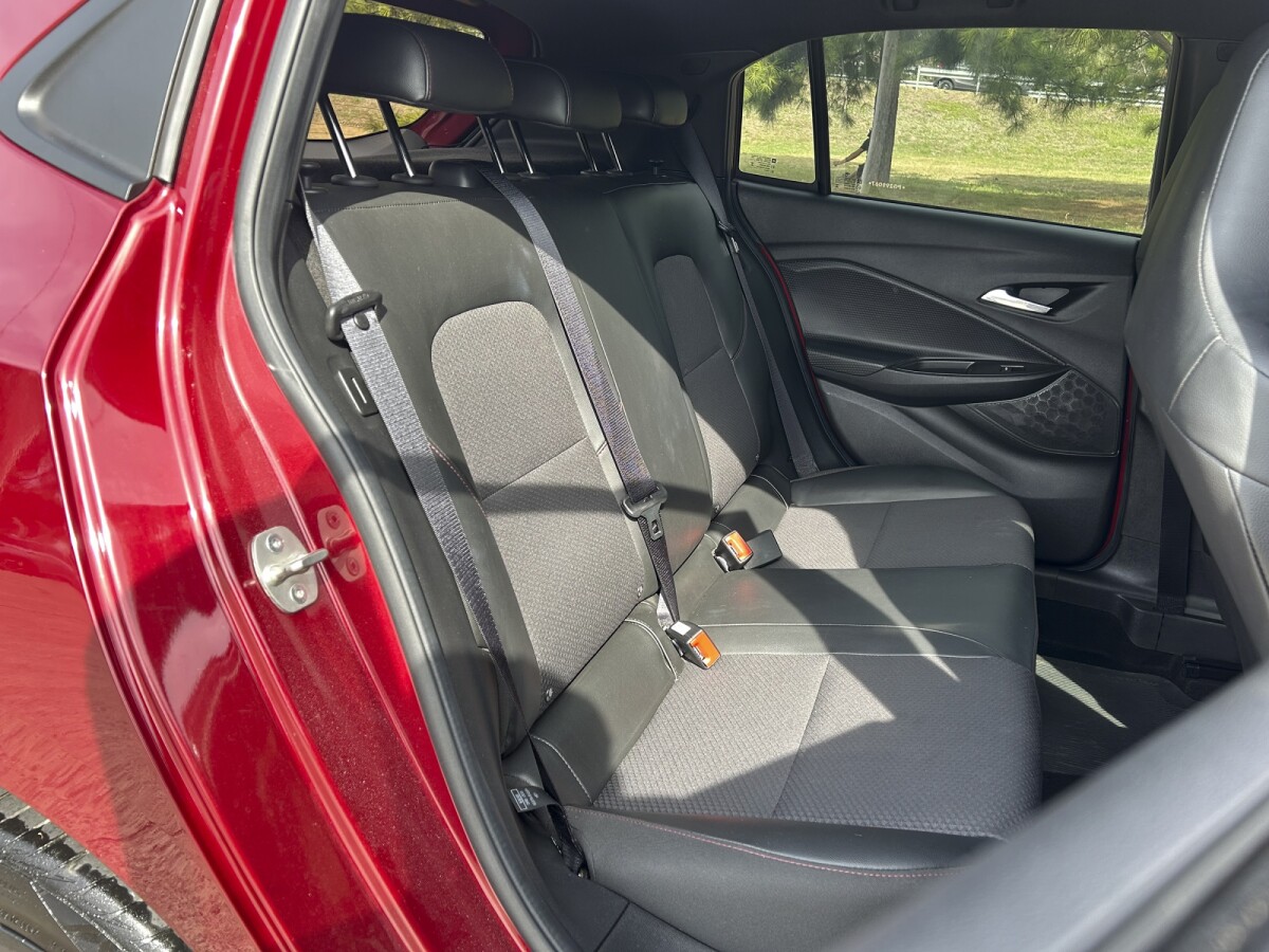 Chevrolet Onix RS 1.0T EXCELENTE ESTADO | Permuta / Financia Chevrolet Onix RS 1.0T EXCELENTE ESTADO | Permuta / Financia