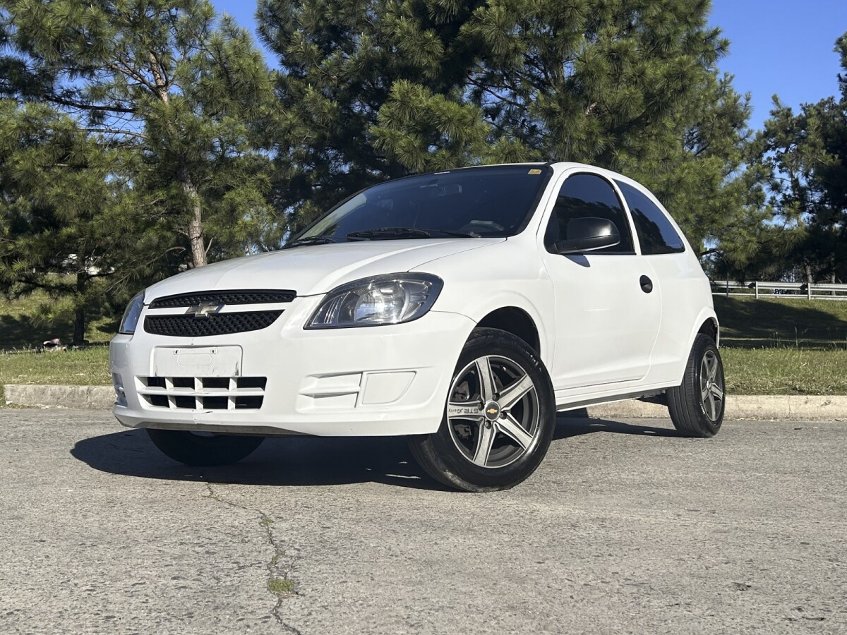 Chevrolet Celta LT EXCELENTE ESTADO! | Permuta / Financia Chevrolet Celta LT EXCELENTE ESTADO! | Permuta / Financia
