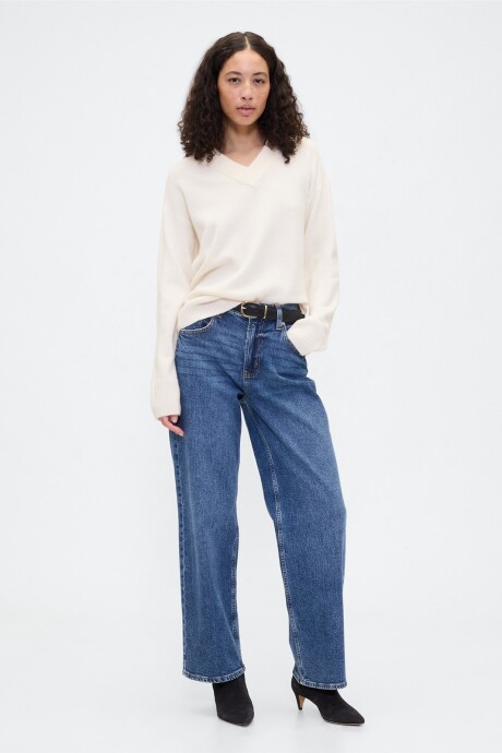 Buzo Cuello V Mujer Bleach