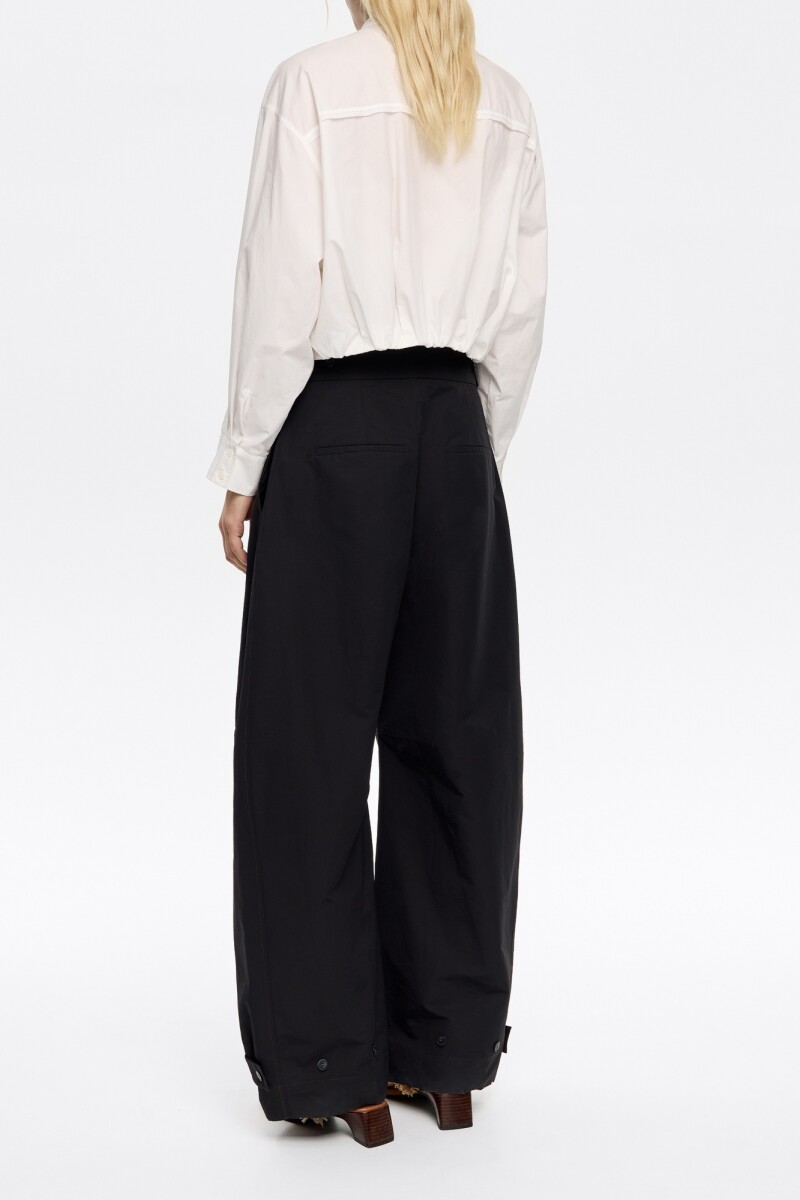 PANTALÓN Negro