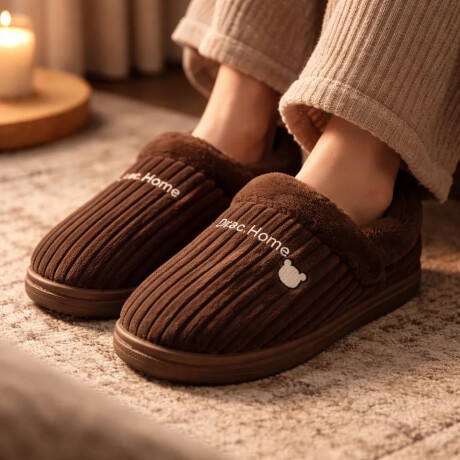 Pantuflas Peluche Unisex Antidesliz Suela Gruesa Invierno Marrón