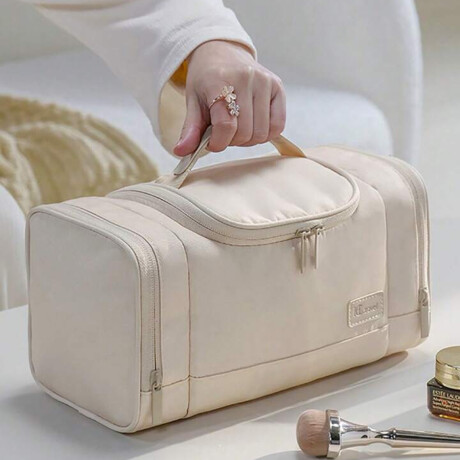 Neceser maletín con varios bolsillos Beige