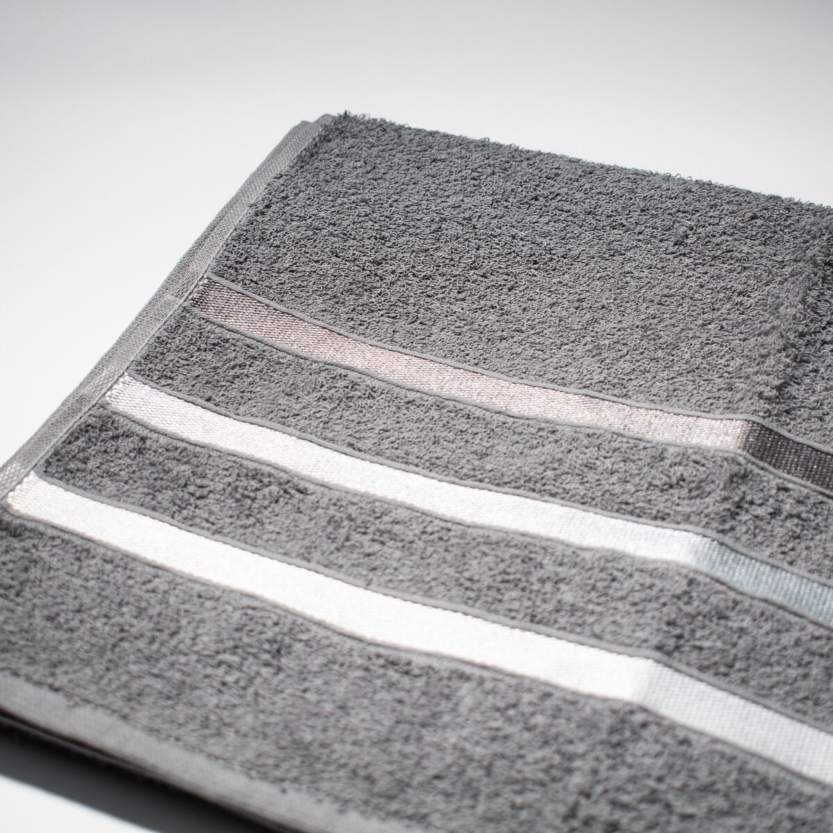 TOALLA DE BAÑO 70X130 - GRIS 