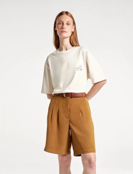 CAMISETA OVERSIZED CON ESTAMPA BEIGE
