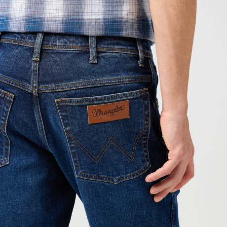 Short Wrangler de Hombre - TEXAS SHORTS -112362506MEADOWHAZE ELD