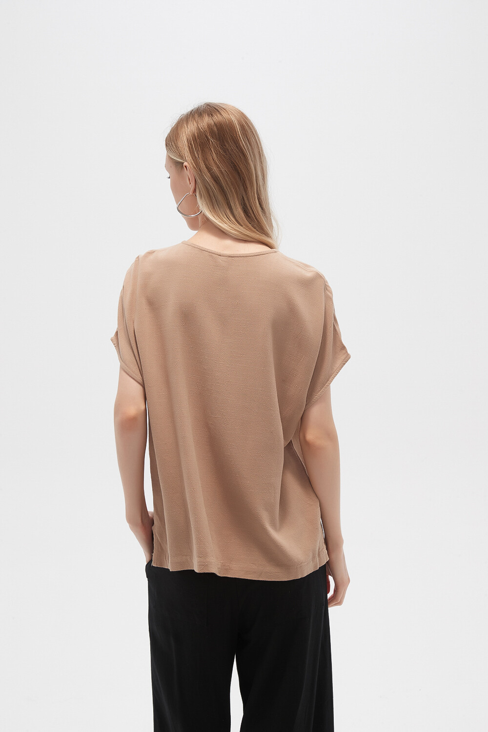 Blusa Addo Beige Oscuro