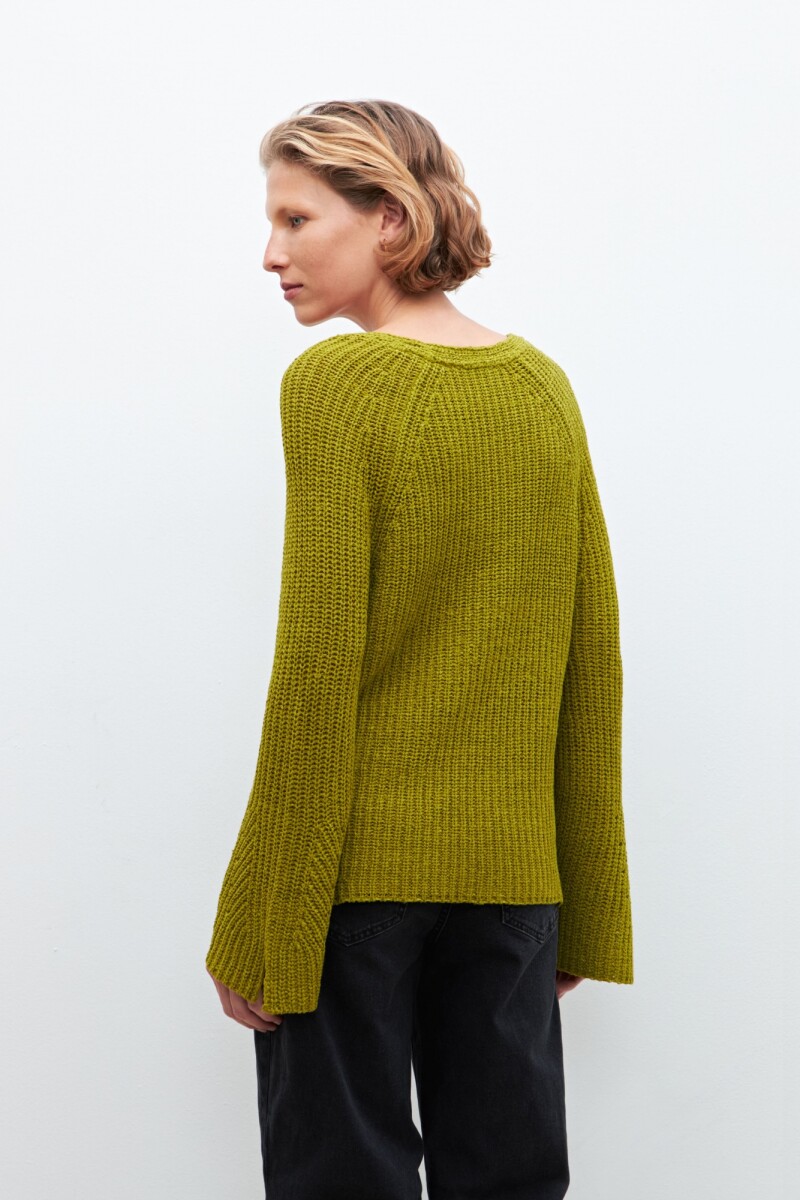 Sweater cinta escote V pistacho