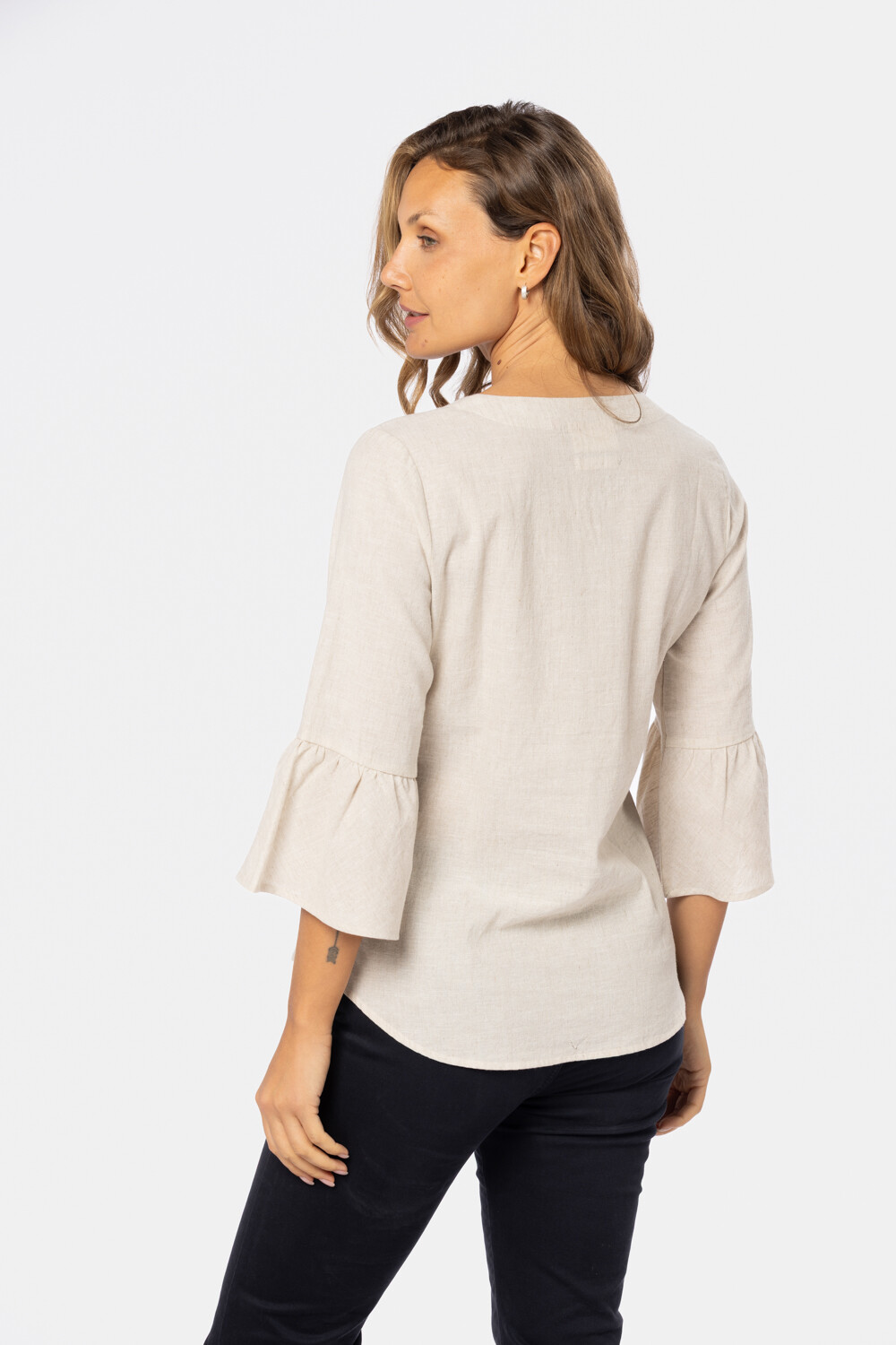 BLUSA DE LINO VOLADOS Beige