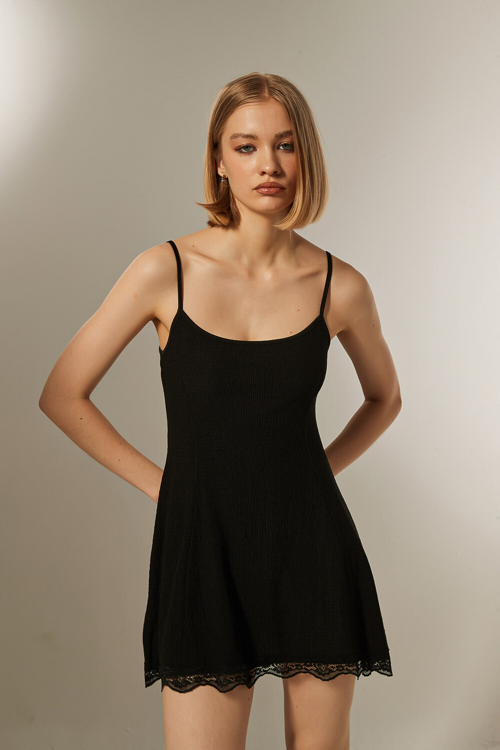 Vestido Gusca Negro