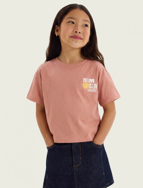CAMISETA CON ESTAMPADO EN LA PARTE DELANTERA Y TRASERA BLUSA MM FEM