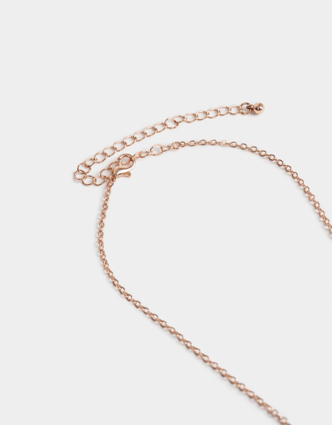 Cadena Corta con Dije Bañada en Oro Rosa Cadena Corta Con Dije Bañado En Oro Rosa - Dorado Oro Rosa