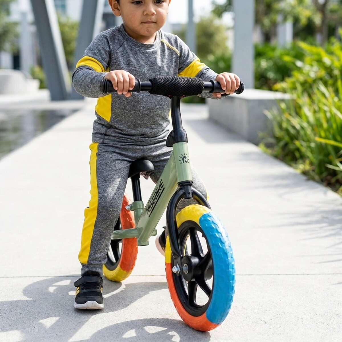 Chivita Sin Pedales Triciclo Bicicleta Bebé 10-24 Meses - Verde 