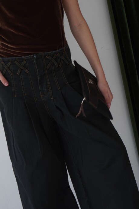 Sobre Cartuchera Mustang Chocolate / Negro