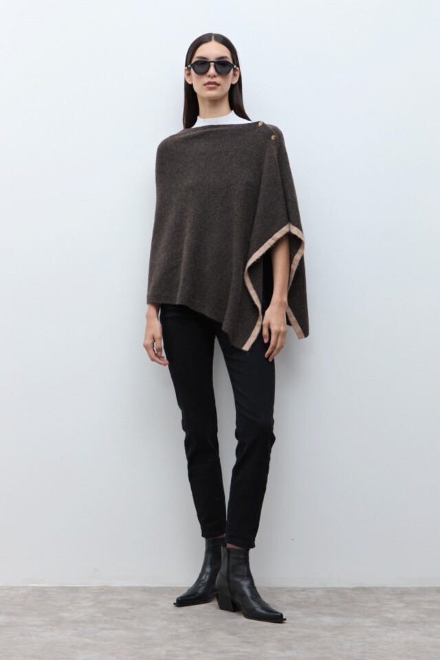 Capa con botones chocolate