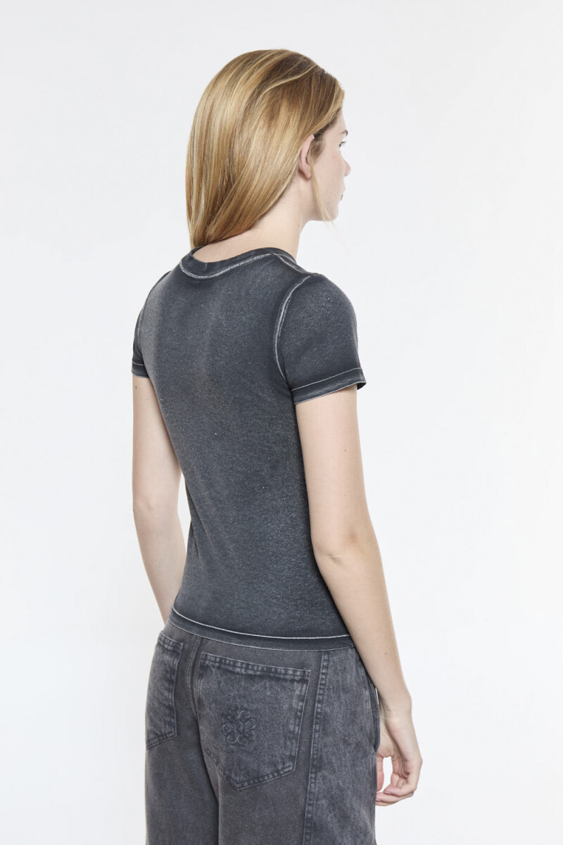 REMERA BRYCE Negro