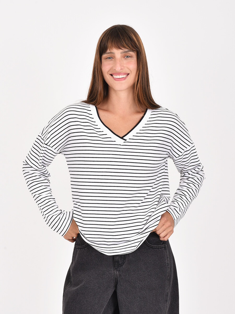 REMERA MARCELA - VARIANTE 1 